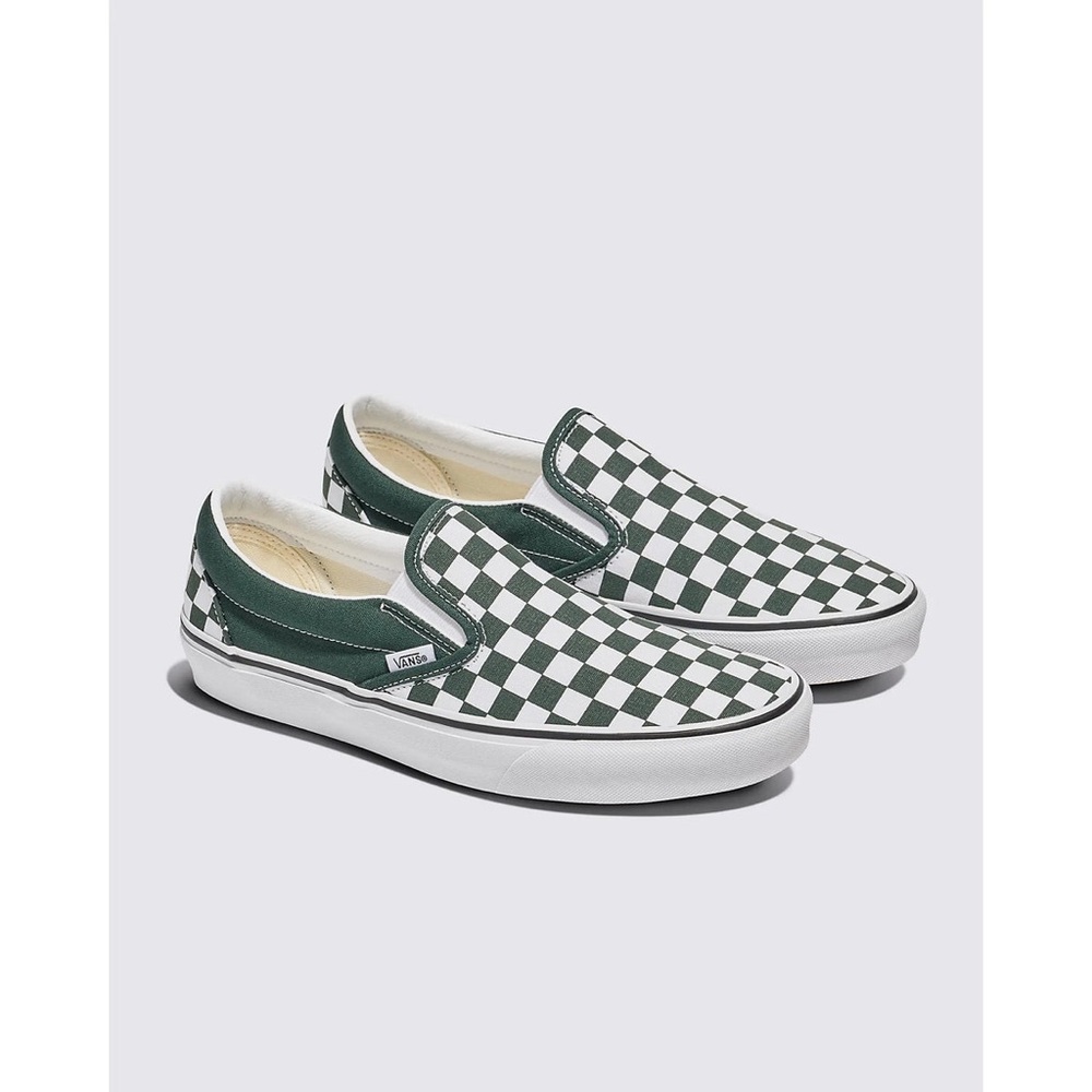 Green Checkered Vans
Men’s 8
Women’s 9.5